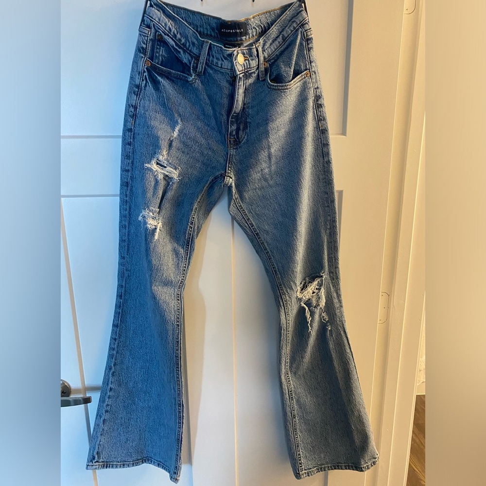 Aeropostale, women's size 6R High-rise Flare.